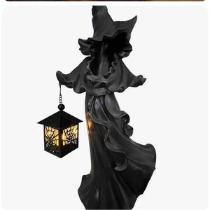 Cracker Barrel witch ghost with led lantern